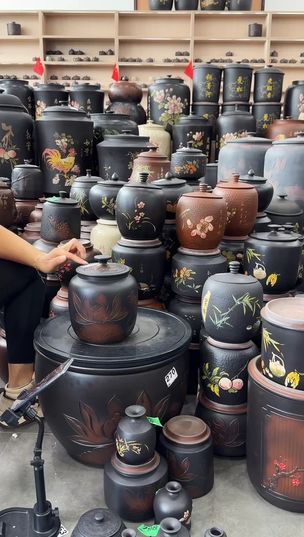 罐瑕疵茶叶罐  258  冬瓜荷花