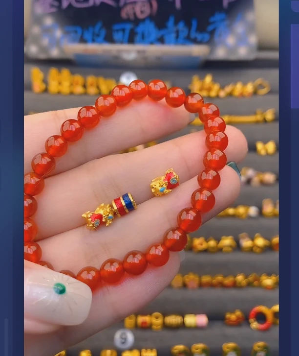 足金999小蛮腰*2+小貔貅*2玛 瑙手串/ 多样性发