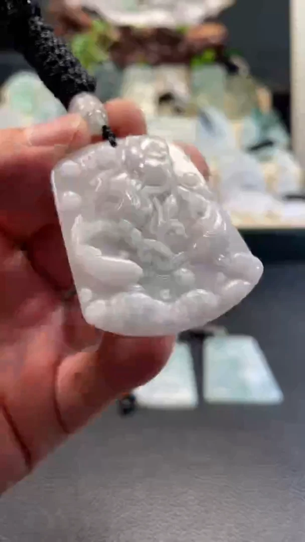 颈饰未镶嵌翡翠10/27/105