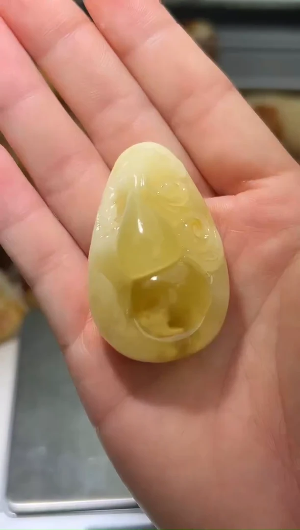 裸石琥珀未镶嵌琥珀蜜蜡吊坠