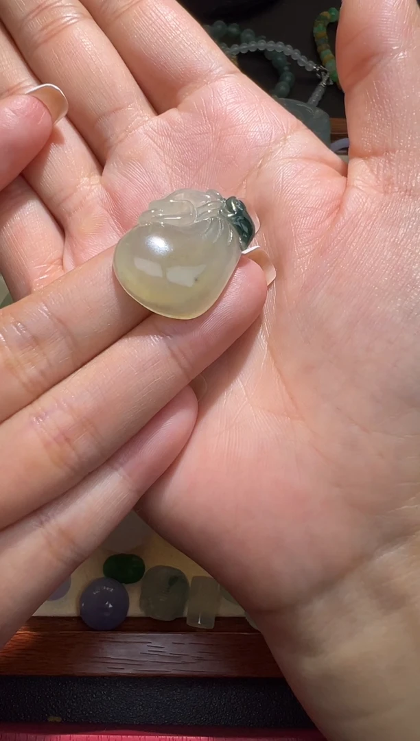 未镶嵌定制翡翠冰钱袋