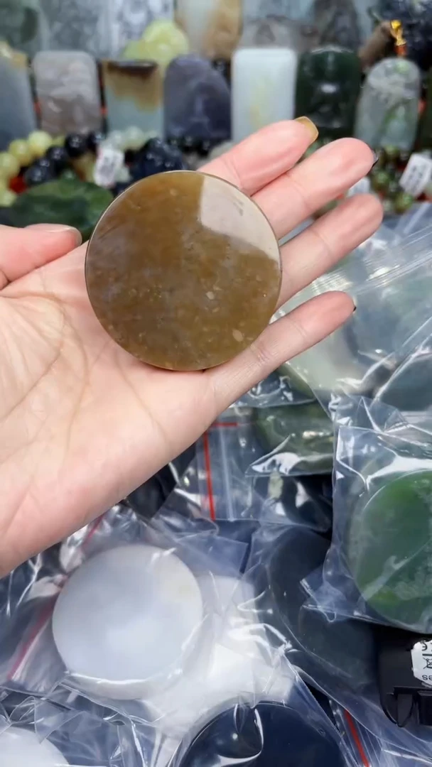 颈饰未镶嵌和田玉和田玉