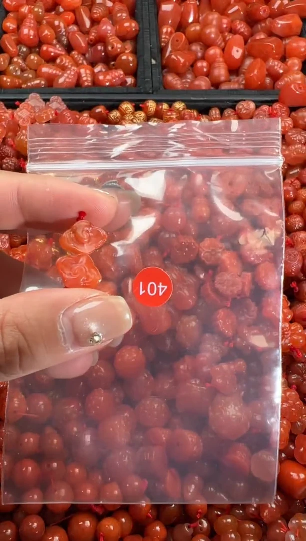 【闪购商品】南红玛瑙颈饰未镶嵌1