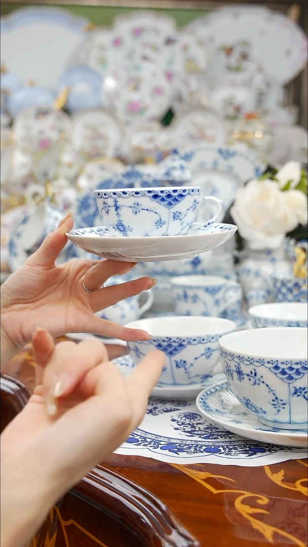 摆件米多家中古瓷器如图所示37.