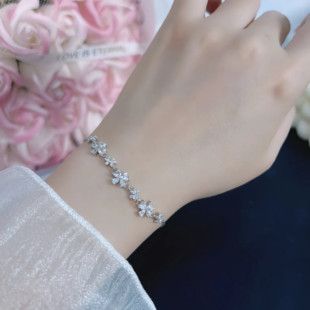 URNSSORE/昂色 925银手链 URNSSORE/昂色手链四叶草蝴蝶手链女