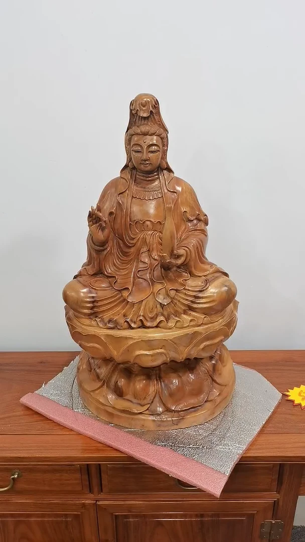 木漆**阁香樟木，正装观音，46-36-66