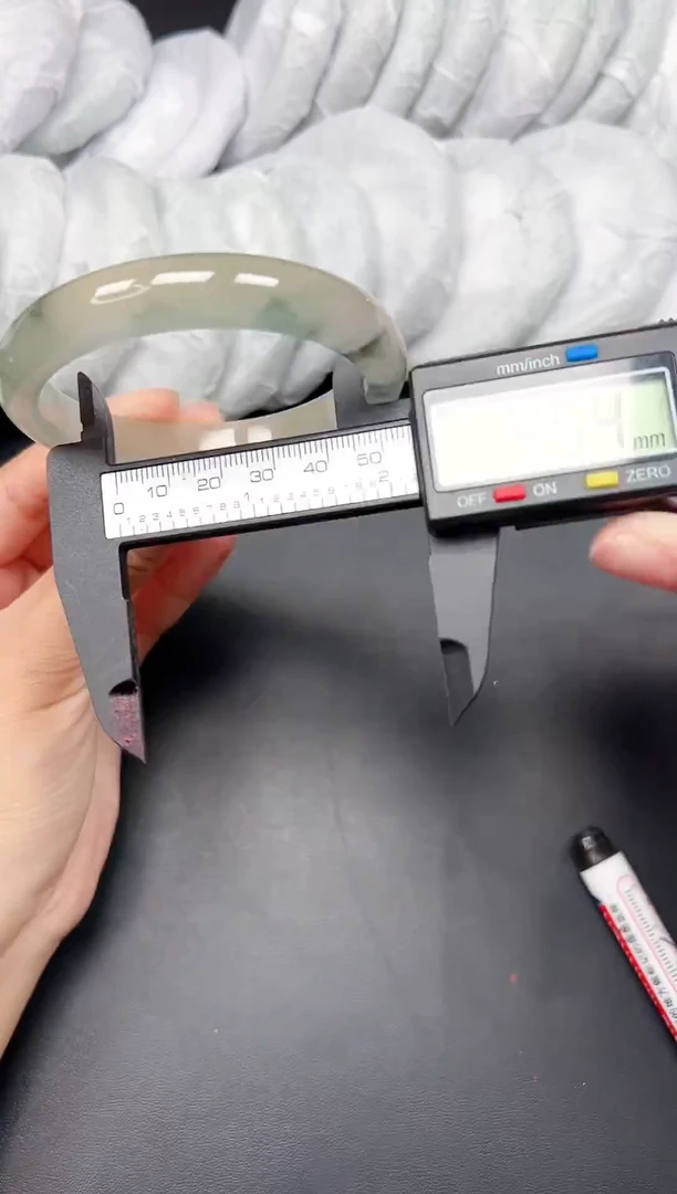 精品手镯，一物一拍J016