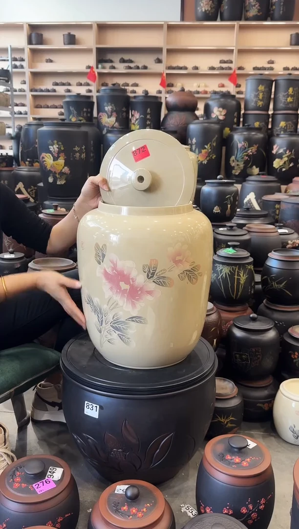 罐瑕疵水缸20升白泥  872