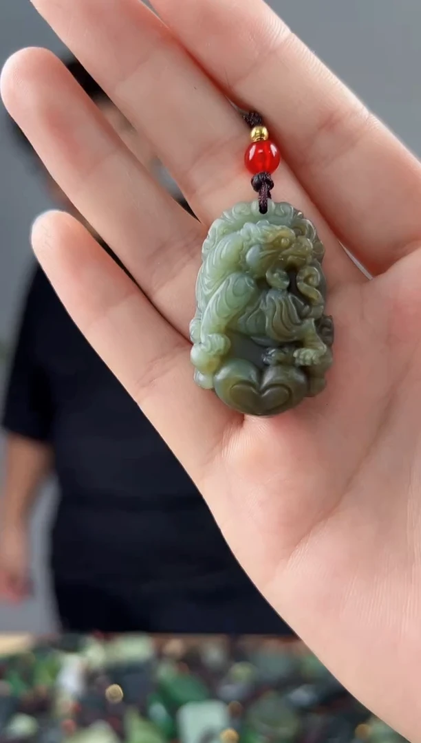 未镶嵌和田玉挂件拍一发一，多样性发货
