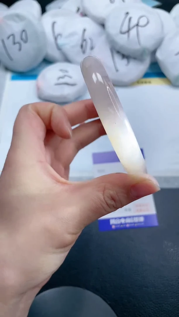 石英质玉手镯未镶嵌21S282-60