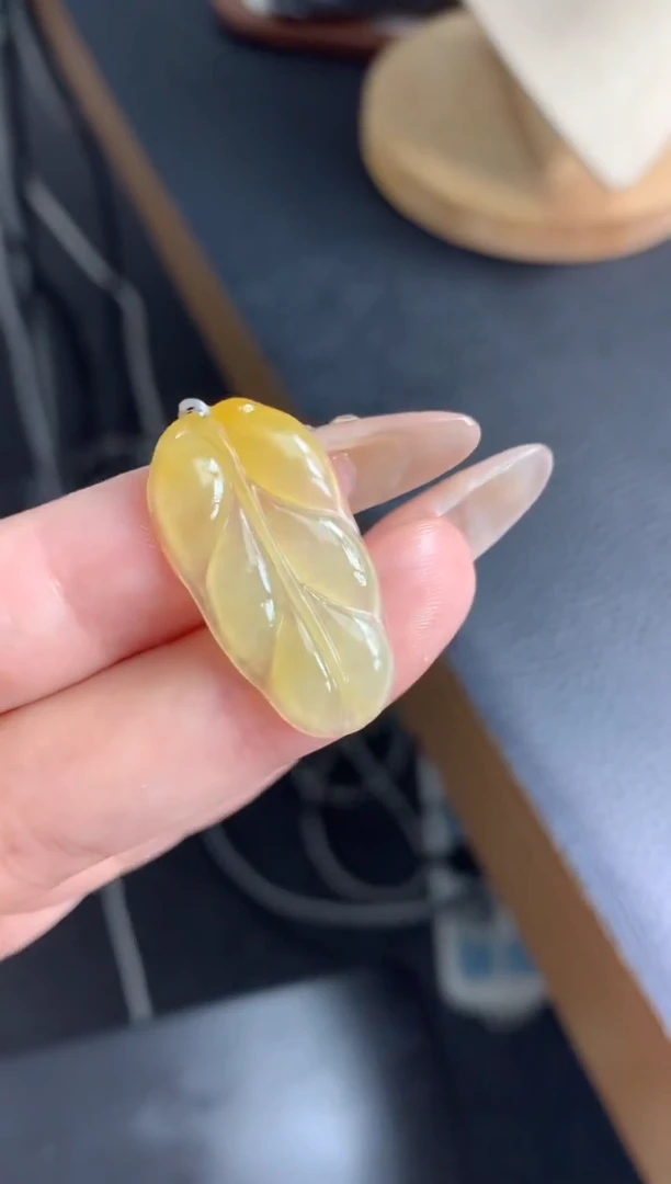 定制翡翠未镶嵌叶子