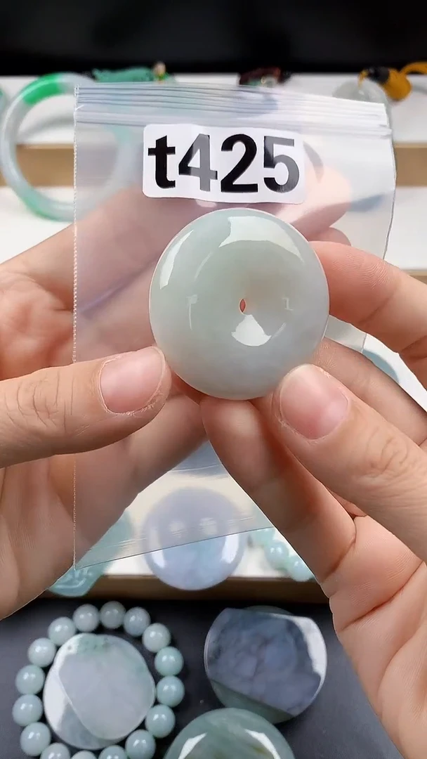 颈饰未镶嵌翡翠天然翡翠吊坠挂件