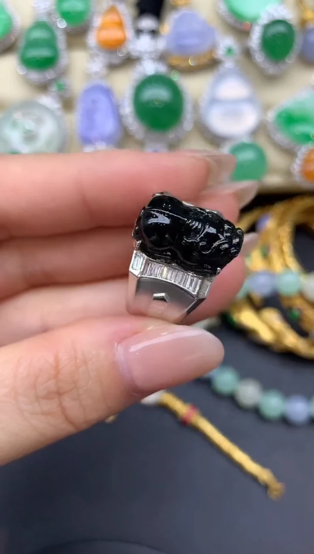 翡翠戒指18K金镶嵌355-雪姐翡翠天天见