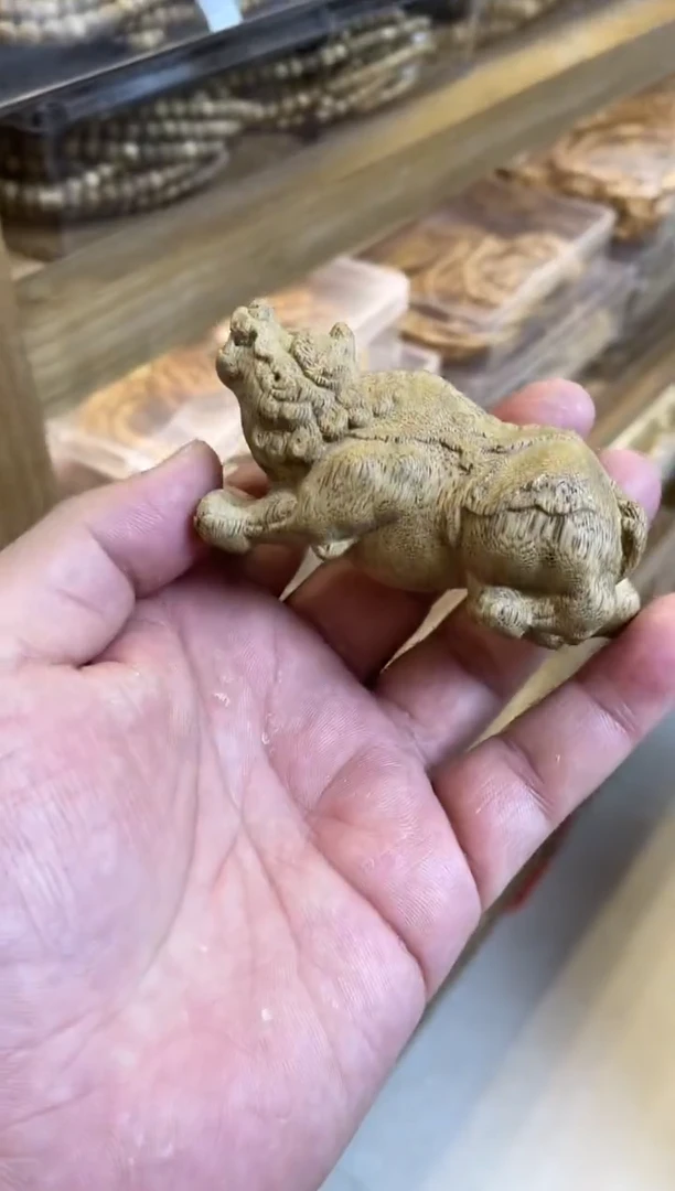 【闪购商品】沉香手把件菩萨棋貔貅手把件多样性发其一