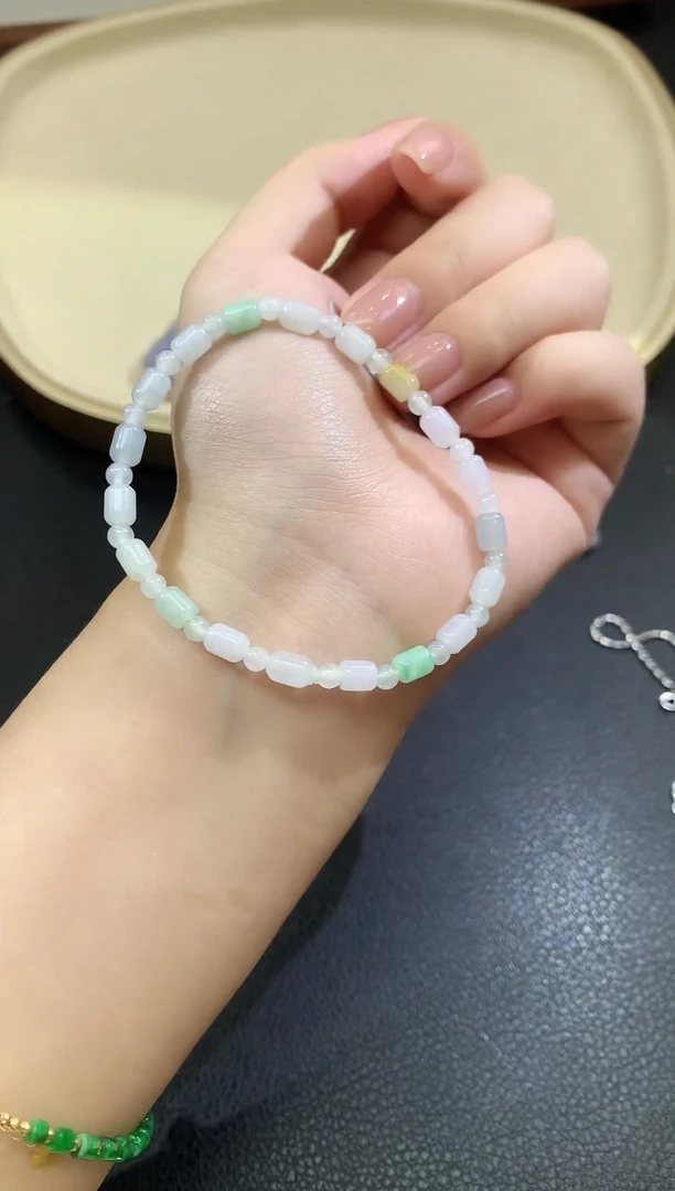 颈饰未镶嵌翡翠27-手串卡4.6