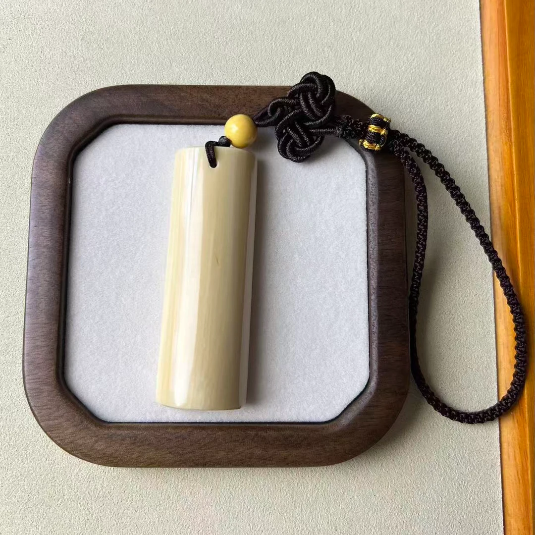 【素把件】5A级天然猛犸牙把件62x23x11mm-Q12