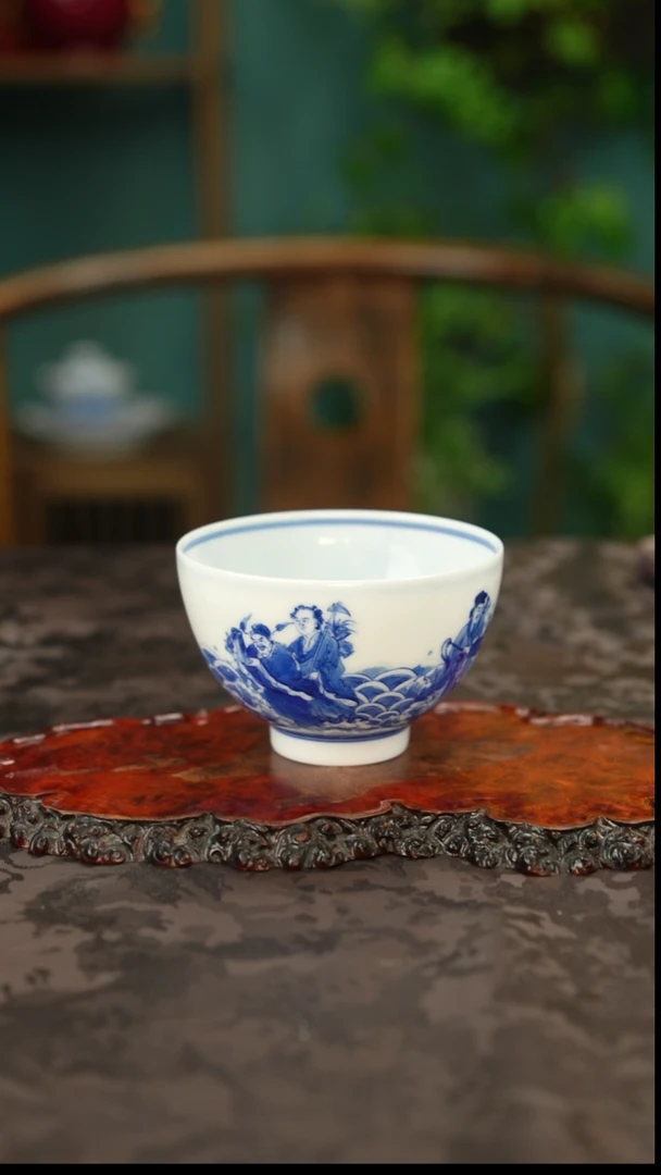 画堂春八仙过海青花手绘人物杯子