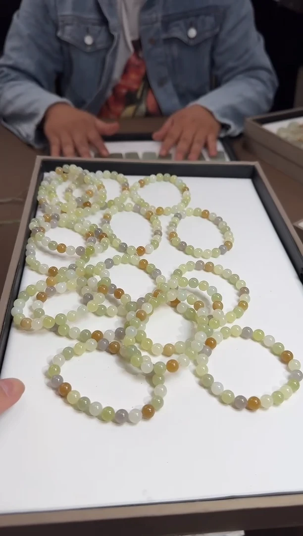 未镶嵌手串和田玉手串多样性发其一