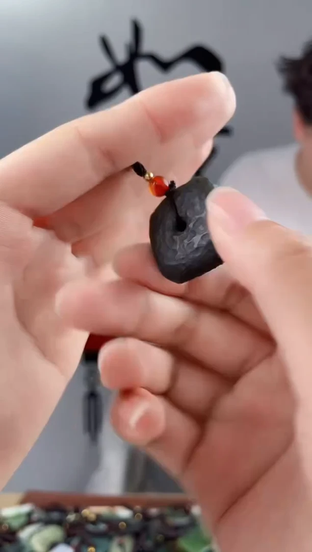 和田玉未镶嵌颈饰拍一发一，多样性发货