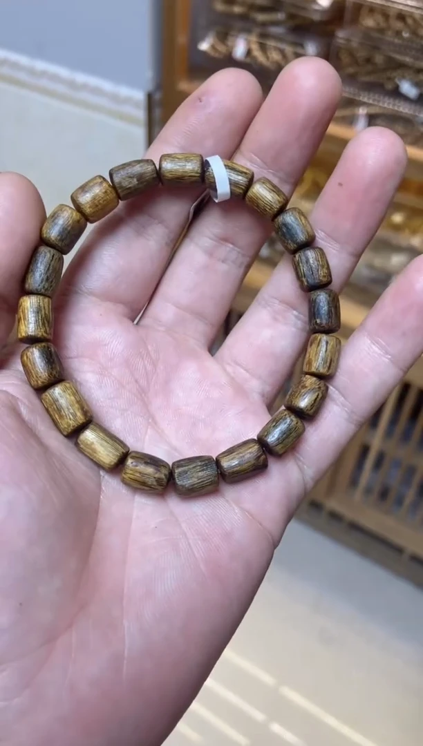 手串沉香 海南红金猊随型单圈多样性发其一