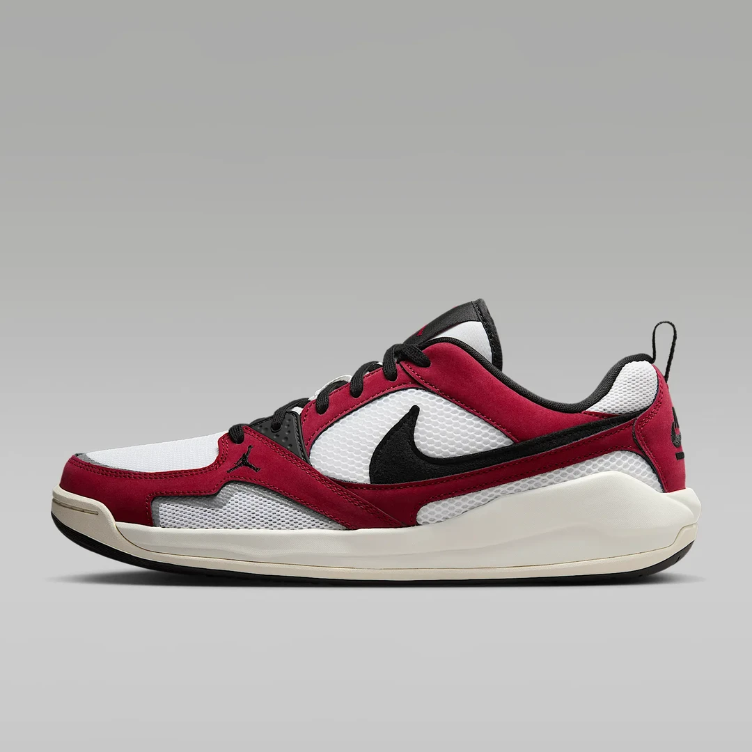 Nike耐克 男子JORDAN  CMFT ERA黑红运动休闲鞋HJ6777-106