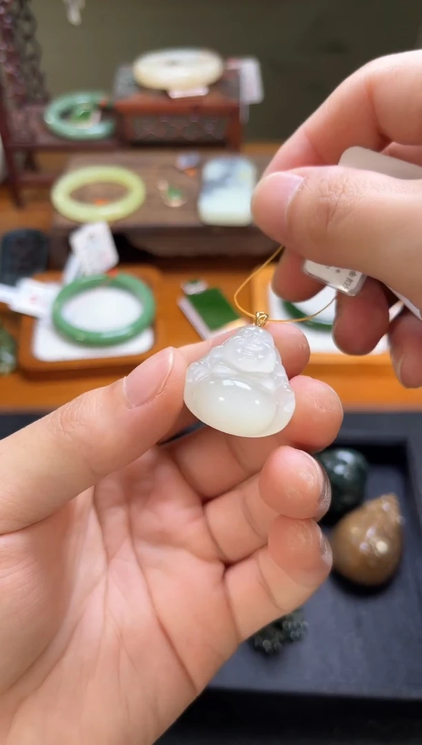 吊坠(不含链)18K金镶嵌和田玉新疆于田 佛公 多样性发一