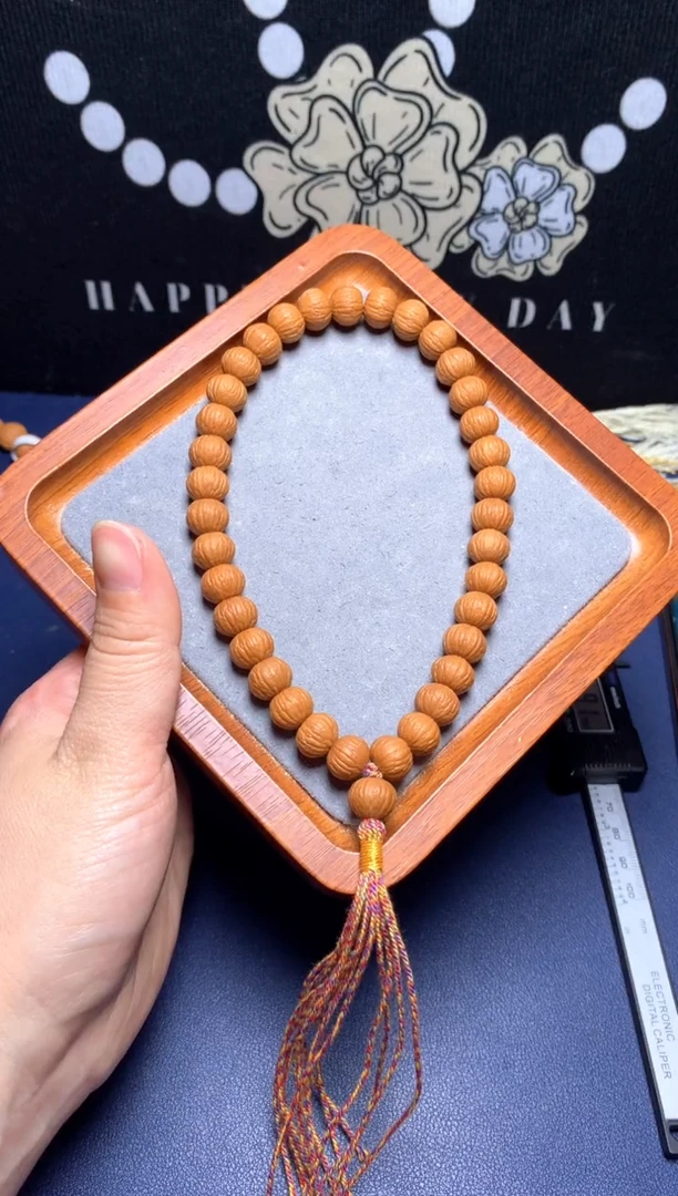 【闪购商品】猴头核桃手串11＋精修凤羽手持