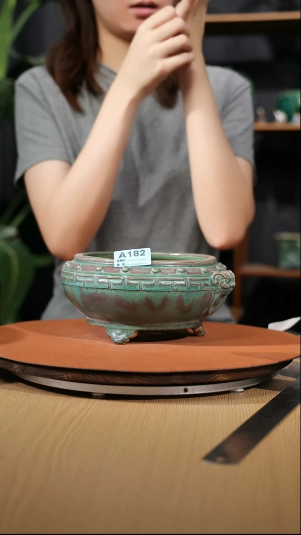 【石湾花盆】8寸三脚兽头圆盆182