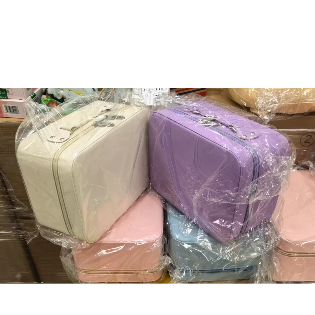 姐姐用化妆包化妆箱（颜色随机发）