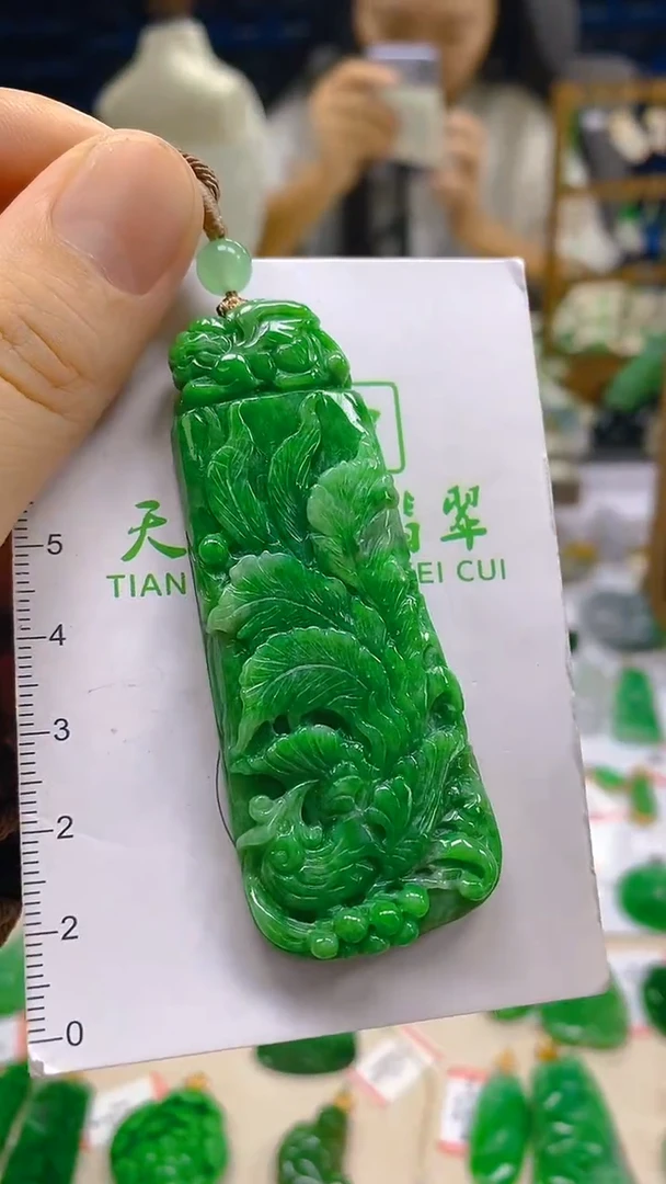 颈饰未镶嵌翡翠新号开播 全场乱卖