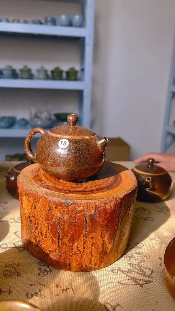 【闪购商品】瓷片原生态原矿乌金18号壶