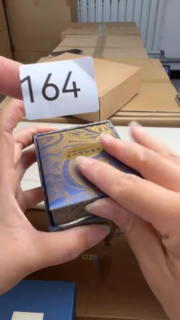 瓷片猫**?瓷器全场漏漏漏默认微瑕介意慎拍！