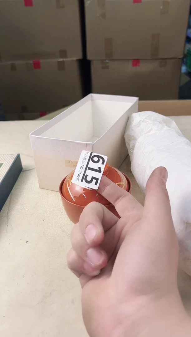 【闪购商品】瓷片615中古产品，默认微瑕，谨慎参拍