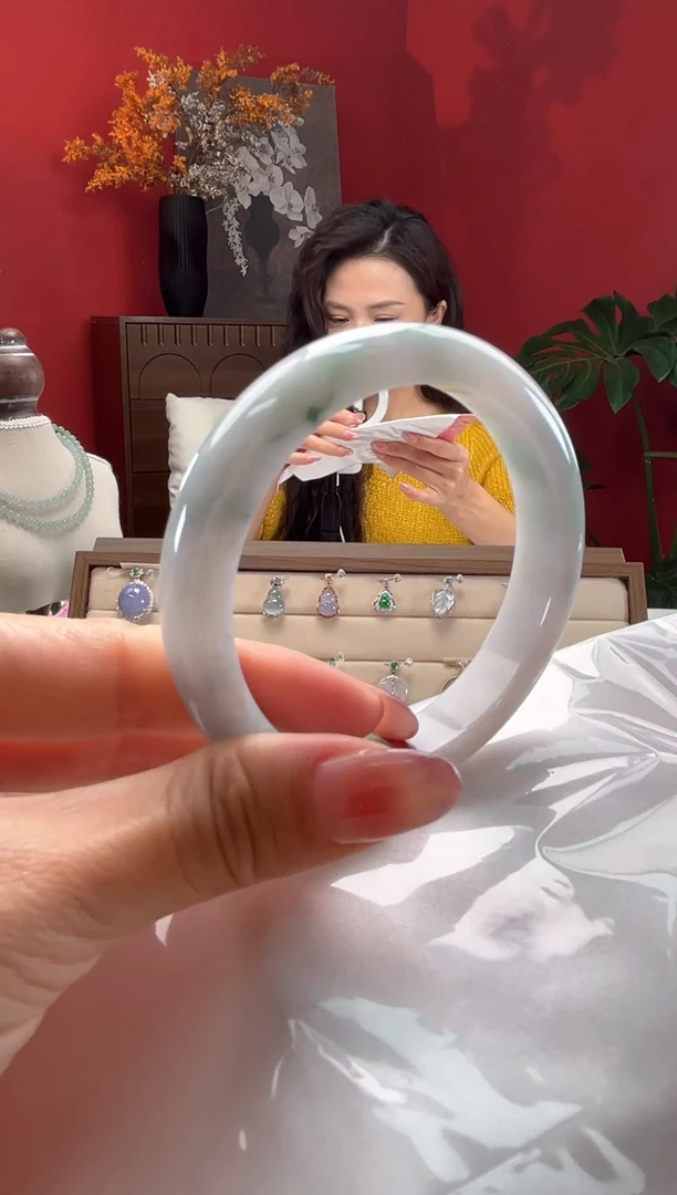 未镶嵌手镯翡翠翡翠手镯