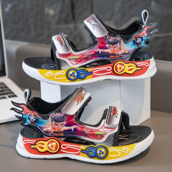 哪吒魔童男童凉鞋2025夏季新款儿童鞋中大童软底小男孩防滑沙滩鞋