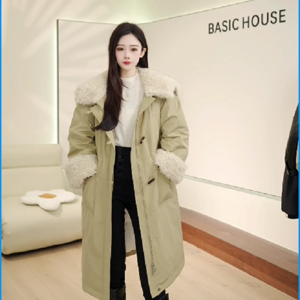 Basic House/百家好时尚设计师收腰保暖气质轻奢羽绒服A24DY976现