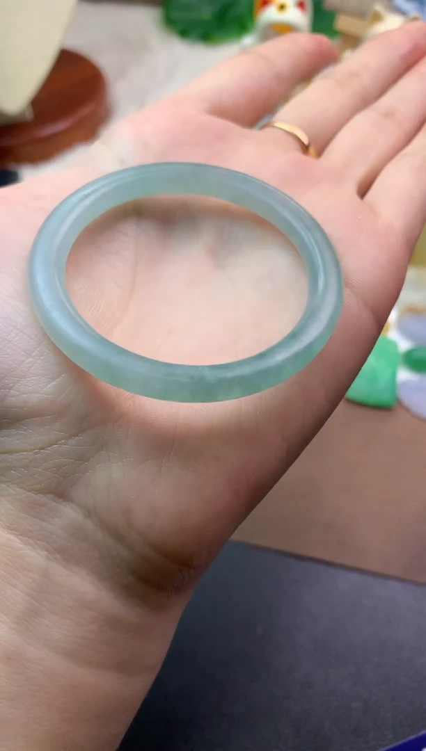 未镶嵌定制翡翠毛货