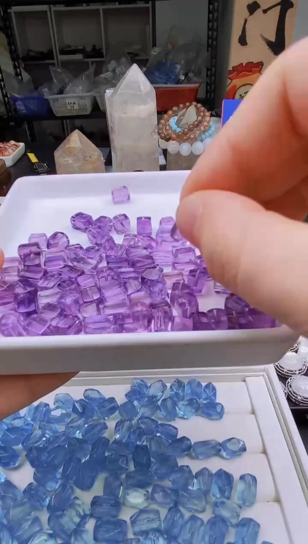 【闪购商品】水晶吊坠(不含链)未镶嵌9a多样性发其一/1.30/1个