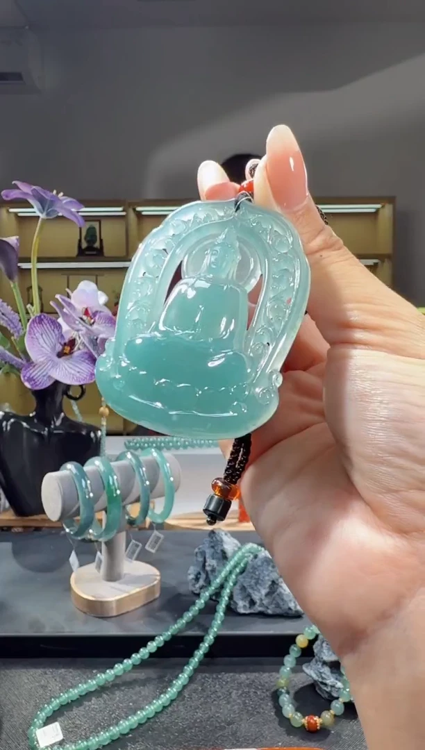 吊坠(不含链)未镶嵌翡翠观音