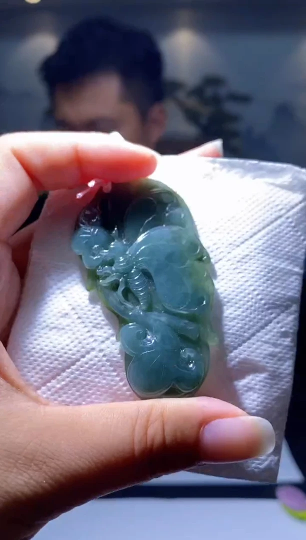 未镶嵌定制翡翠挂件