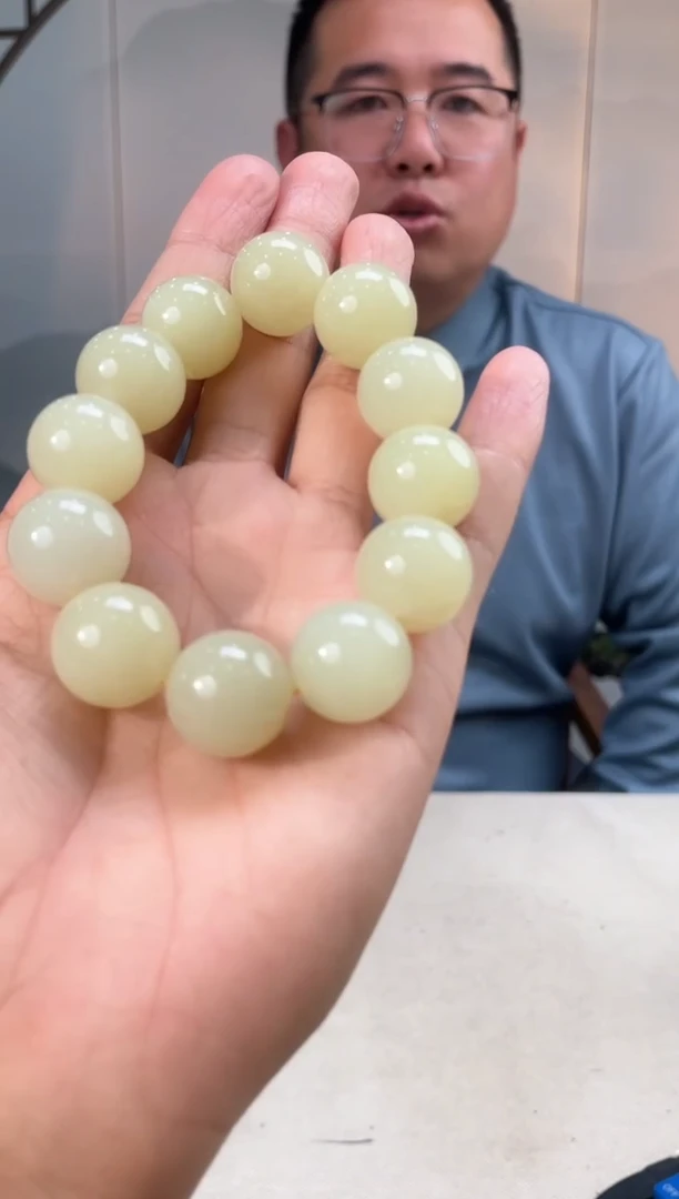 【闪购商品】定制和田玉和田玉（多样性拍一发一带证）400207