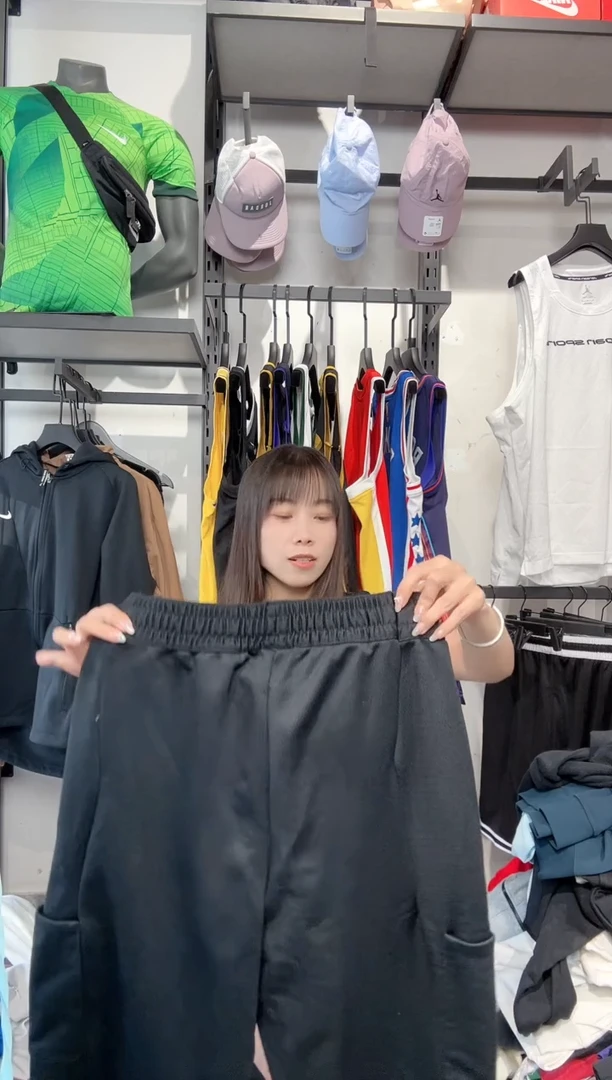 1750编码 耐克卫衣服饰过款为准 尺码L
