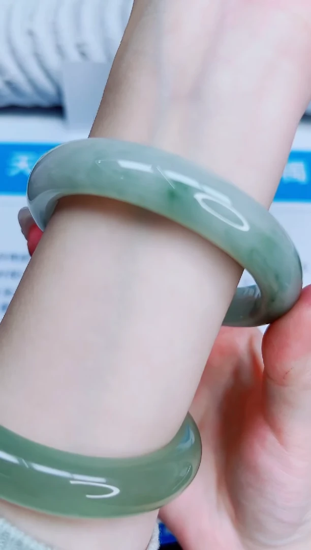 未镶嵌手镯石英质玉120/60