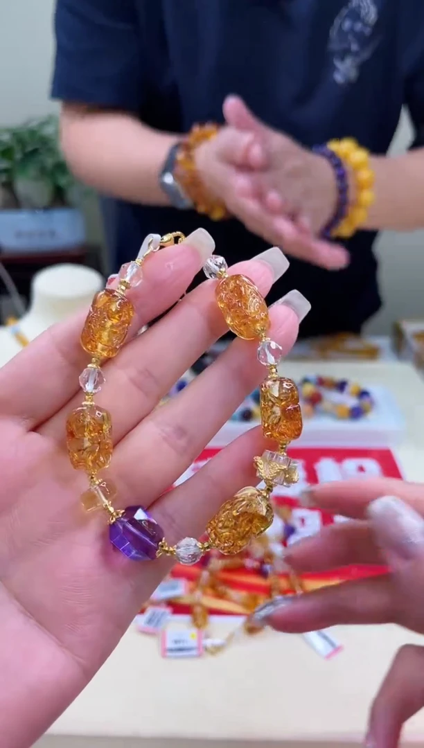 未镶嵌琥珀裸石@@ZY50405049