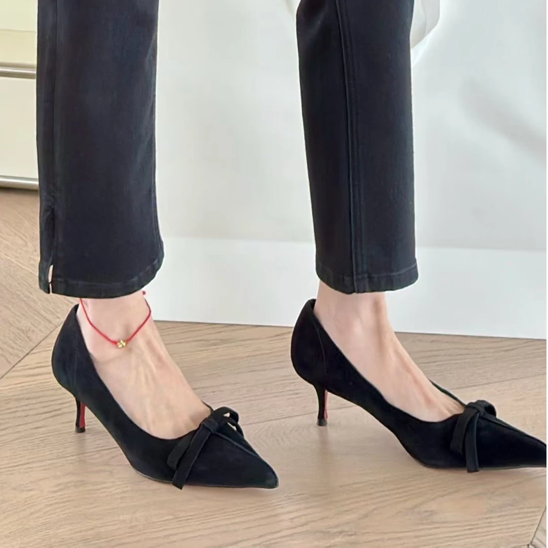 诗歌兰女鞋尖头细跟高跟鞋2025秋冬法式时尚气质浅口单鞋302-82