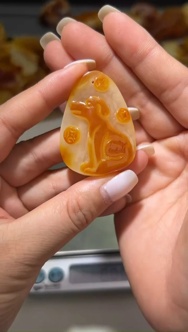 裸石琥珀未镶嵌琥珀蜜蜡吊坠