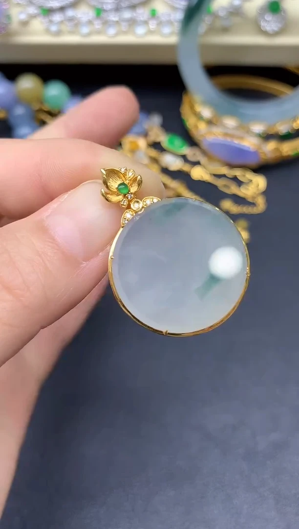 颈饰18K金镶嵌翡翠271-雪姐翡翠天天见