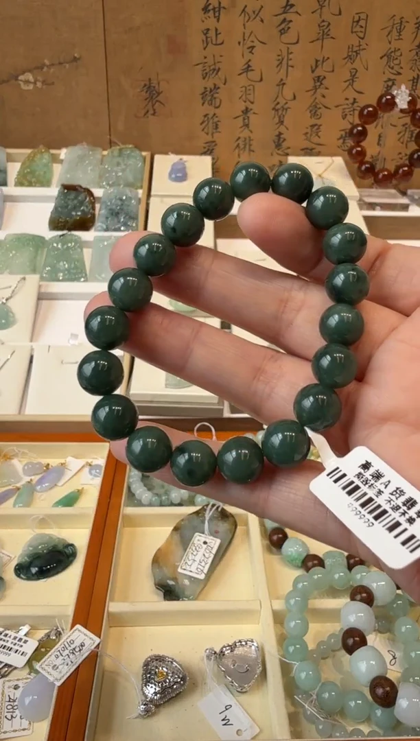 翡翠把件未镶嵌A货翡翠多样性孤品