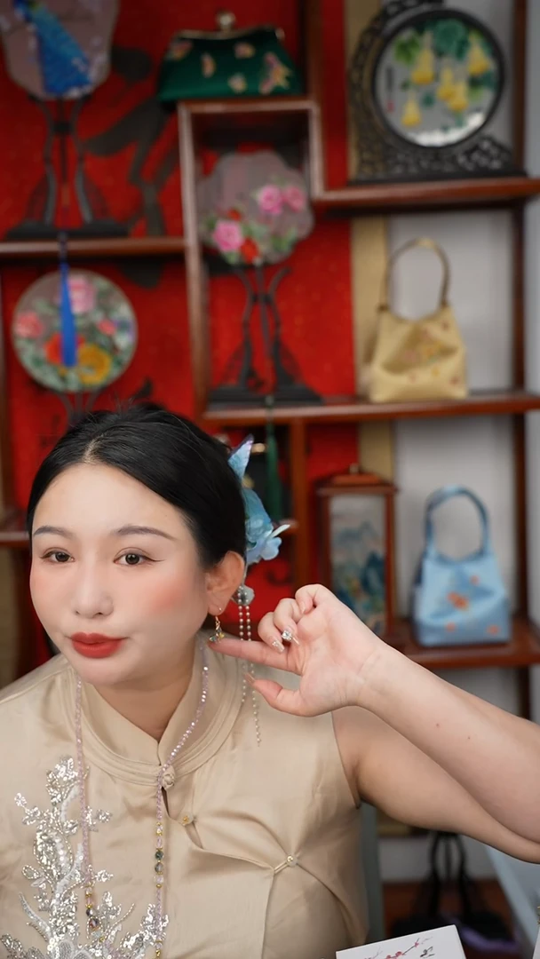 刺绣耳环吊坠耳环