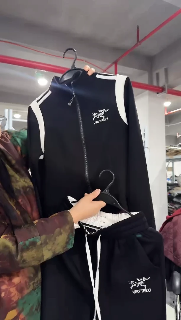 森比 运动套装